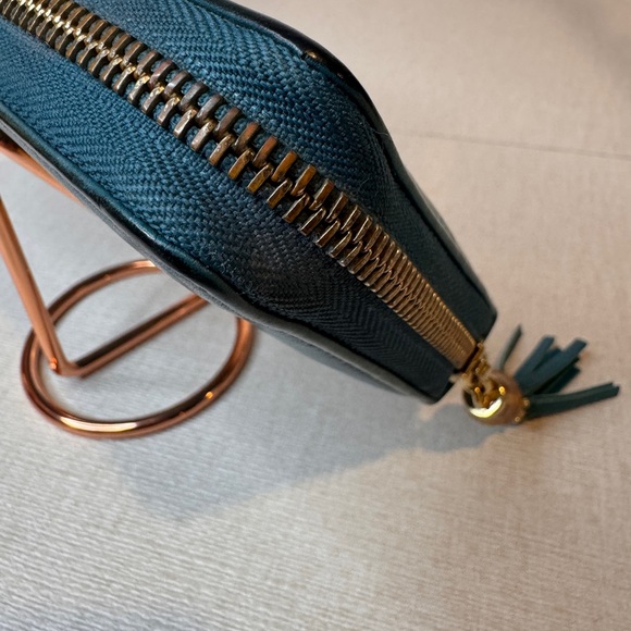 Gucci Teal Leather Zip Around Long Wallet Bamboo Tassel Detail - Picture 8 of 13